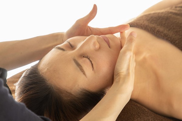 福岡・鹿児島県姶良市のシミ取りリンパマッサージ